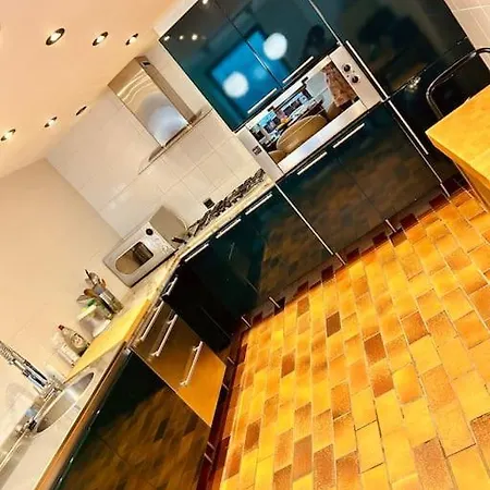 Сasa de vacaciones Maison Avec Jardin, 3 *